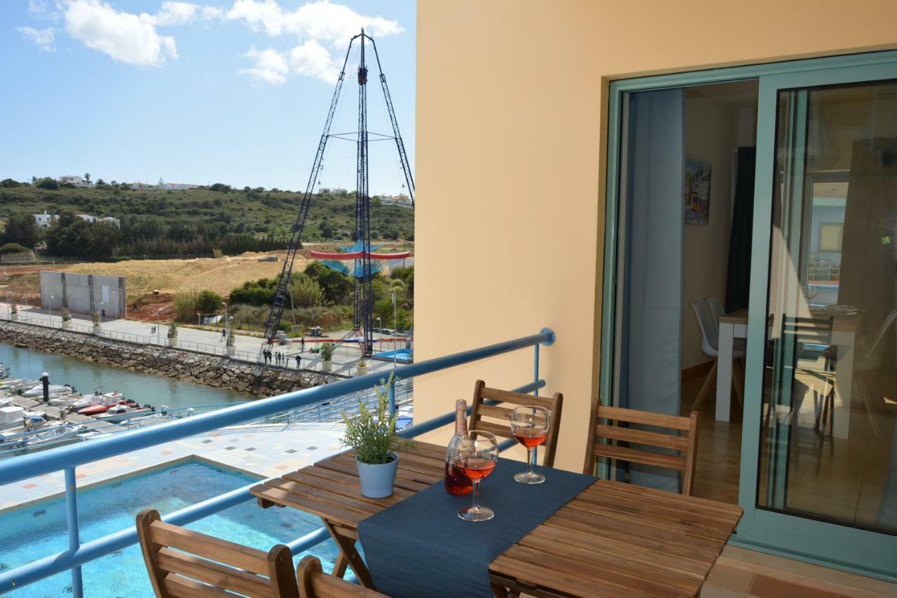 Stunning Apartment With Marina Views Albufeira Exterior foto